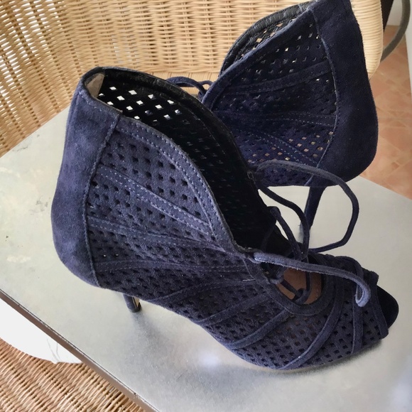 FINAL Markdown - NWOB - Vince Camuto Signature Suede Heels - Picture 2 of 7